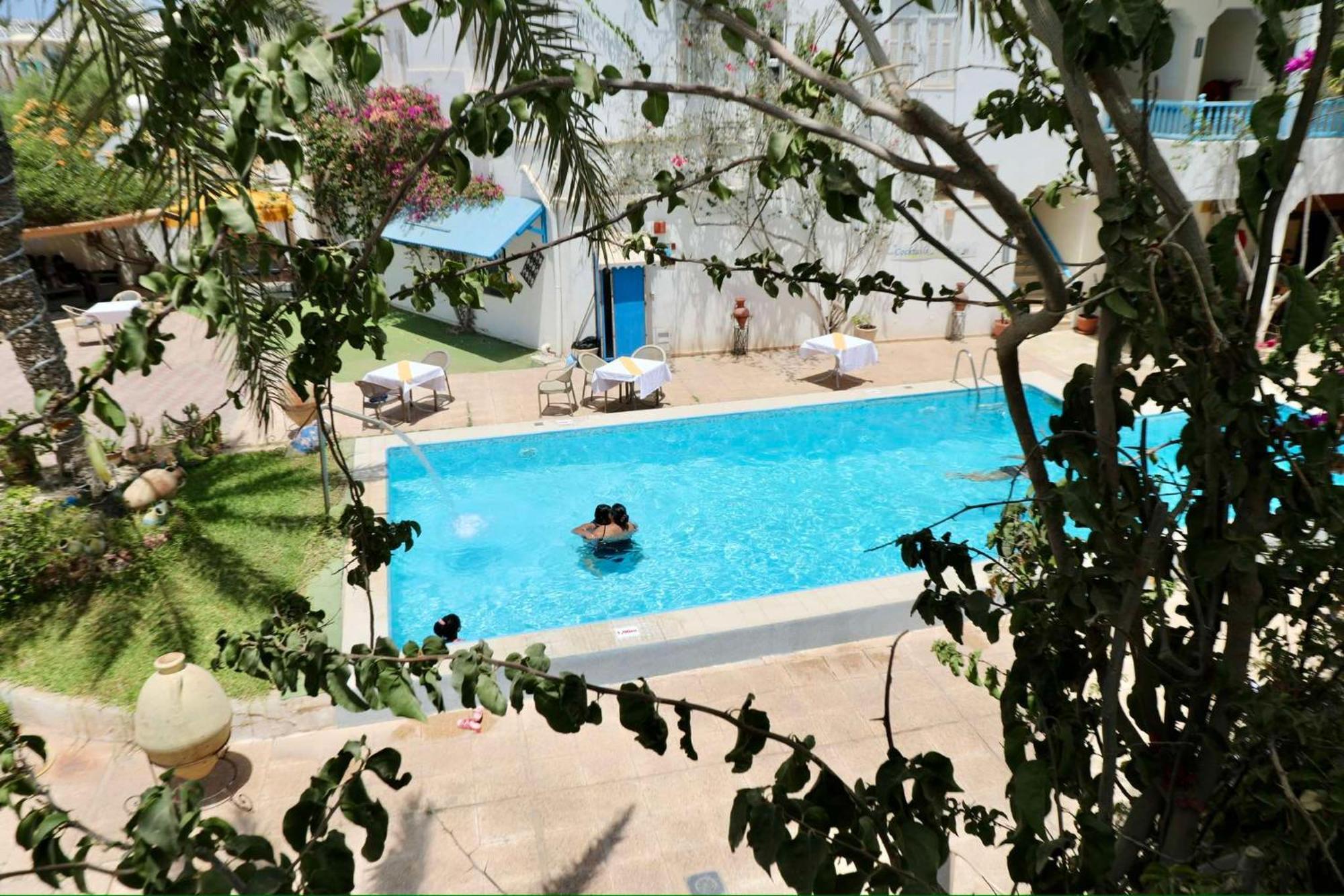 Appart Hotel Rodes Mezraia ภายนอก รูปภาพ